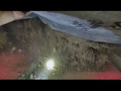 แผ่นจอยางสีแดงดํา