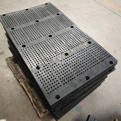 Black Cololr Excellent Rubber Screen Panels 40*8mm For Industrial Vibrating Screens