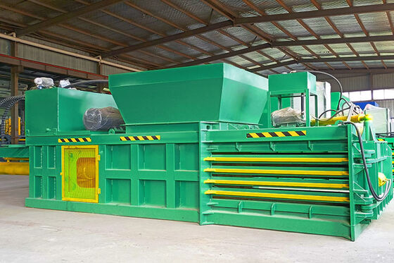 Horizontal Hydraulic Baler Machine For PET Bottle And Plastic Waste Recycling