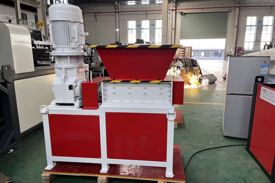 380V/50Hz Double Shaft Shredder for European Recycling Plant