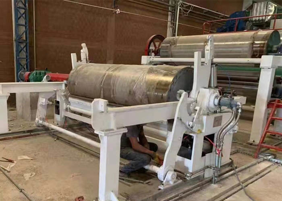 เครื่องม้วนกระดาษม้วนอัตโนมัติ Pope Reel Iso9001