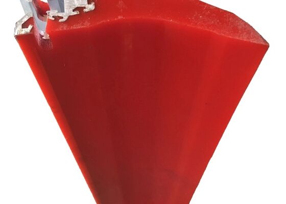 เครื่องทําความสะอาดเข็มขัดพอลิอุเรธาน เครื่องขัดขัดสอง สีฟ้า PU Blade High Wear Resistance Conveyor